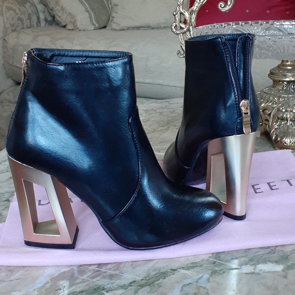 Daisy Street boots
